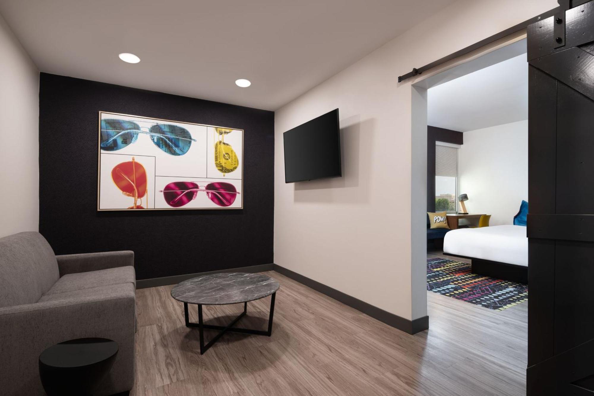 Aloft Beachwood Ngoại thất bức ảnh